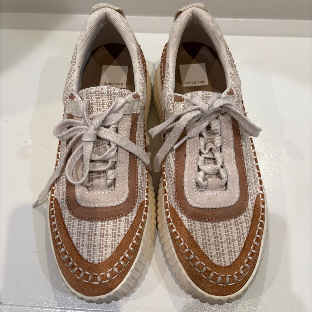 Dolce Vita Women’s  Tan and Cream Sneakers